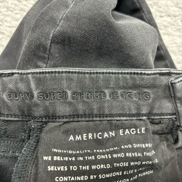 American Eagle Jeans Womens 2 Curvy Super High Rise Jegging Stretch Holes Grunge - Picture 3 of 5